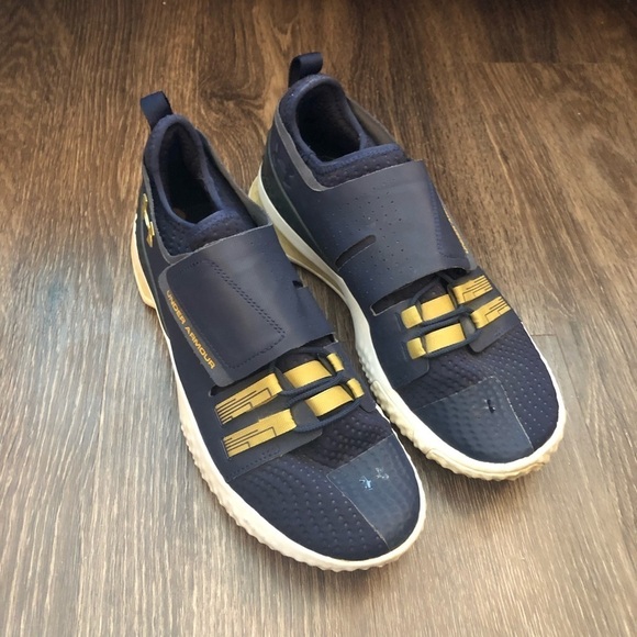 Under Armour Notre Dame Navy Blue & Gold Sneakers - Picture 1 of 8
